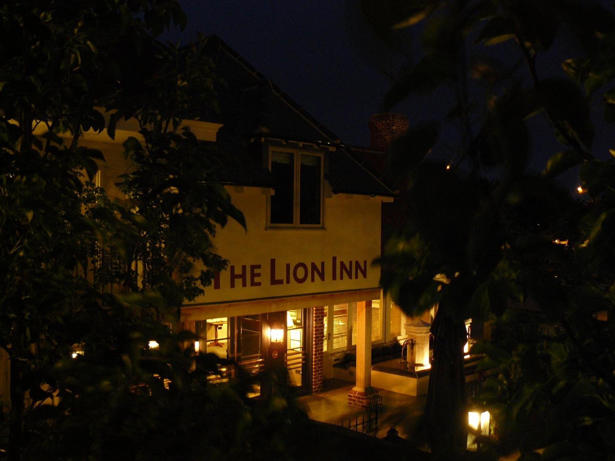The Lion Inn Chelmsford Exterior foto